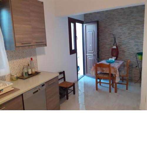 MARIA ROOM 1
