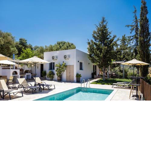 MariAndry Villa, Enchanting Secluded Retreat, By ThinkVilla