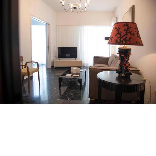 Marianna's Stylish Brand New Apt in the heart of Athens