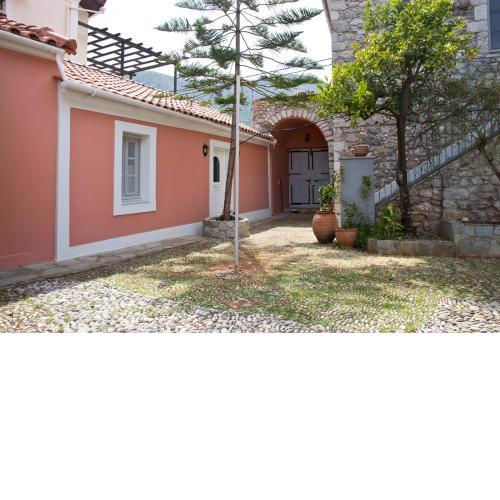 Maria's country house