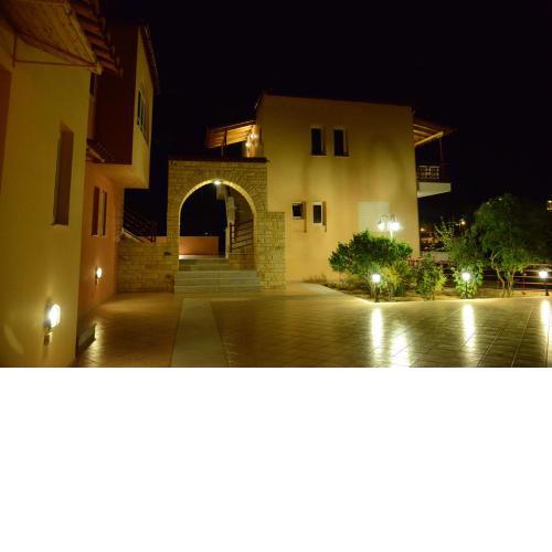 Maria's Filoxenia Suites