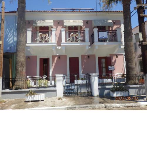Maria's Studios