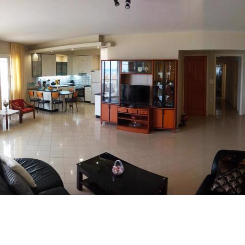 Maria's urban seaview apartment