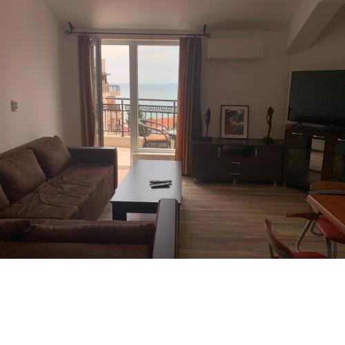 Marina Bay Apart Saint Vlas