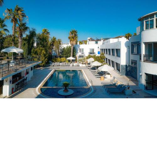 MARİNA BAY HOTEL