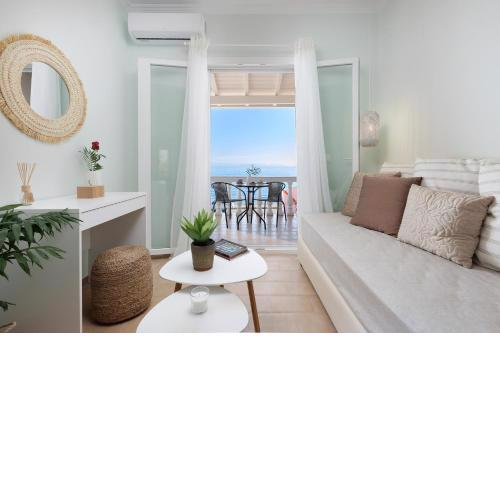 Marina Beachfront Apartment by Konnect, Ipsos Corfu
