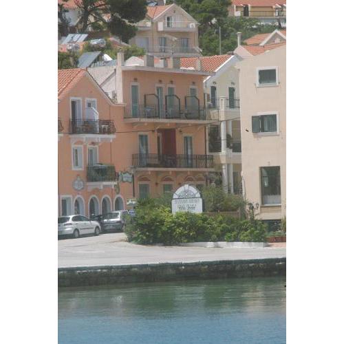 Marina rooms