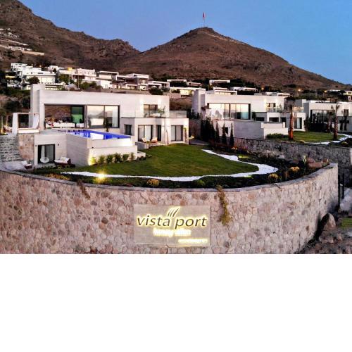 Marinhill Vistaport A High Luxury Villa