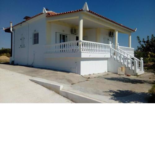 Marinis House