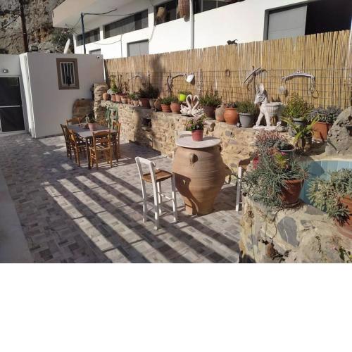 MARINOS house by the rocks WANDERN&ENTSPANNEN