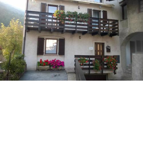 Mariva Holiday Home