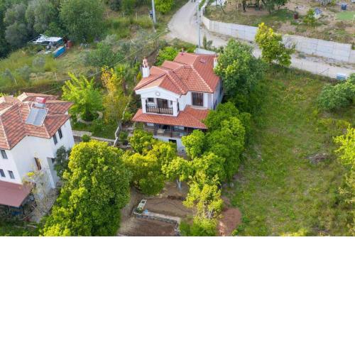 Marmaris Cetibeli Koyunde 4+1 dogayla ic ice villa