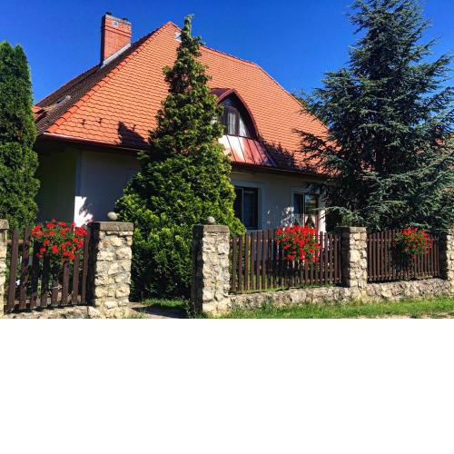 Marta Guest House