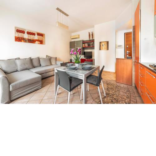 Martesana Flat with Balcony - M1 Gorla and Turro