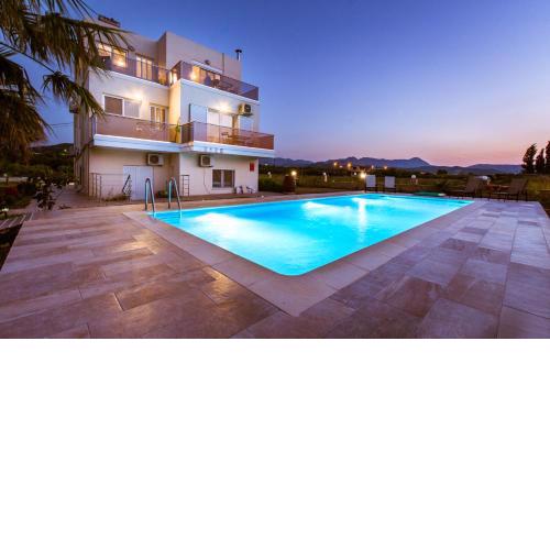Martimi Apartments