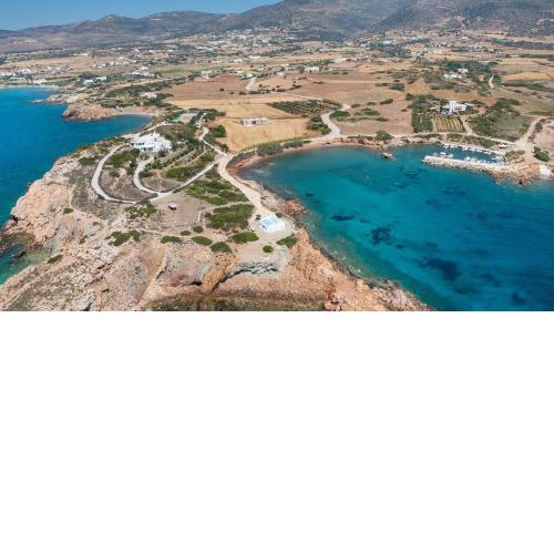 Martineli Residence - A Beachfront Estate