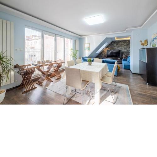 Marvellous Apt / Roof Top Terrace / 2BDR / 2BTH