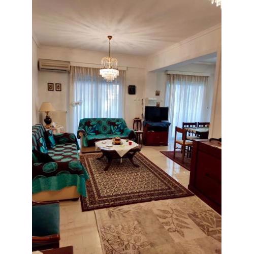 Marys House , Lovely 2-bedroom Apartment
