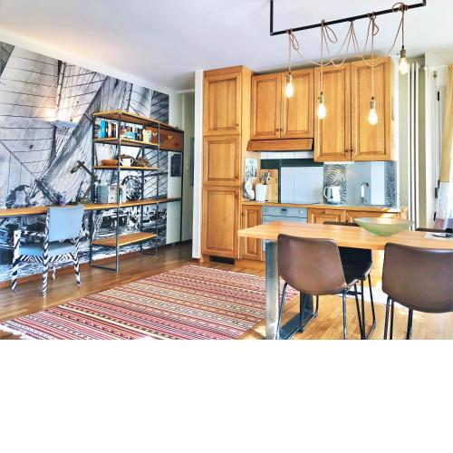 Mascalzone Latino, City center apartment