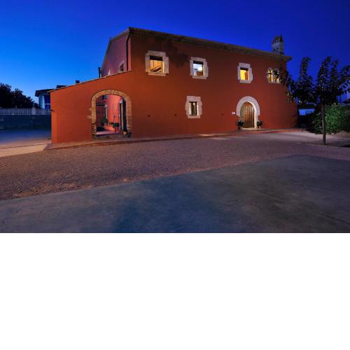 Masia Casa Roja