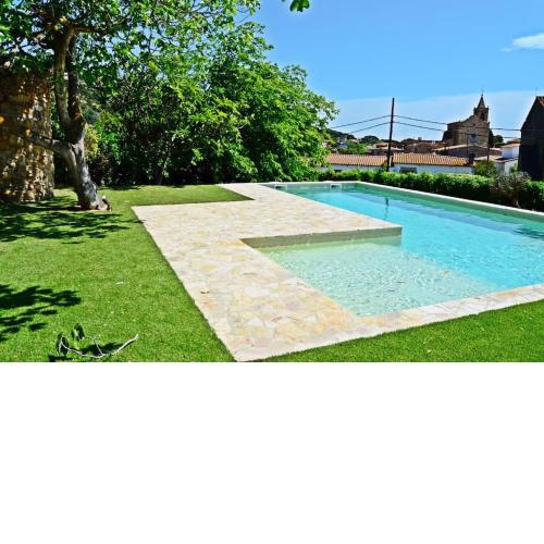 MASIA CENTRE CASTELL D´ARO