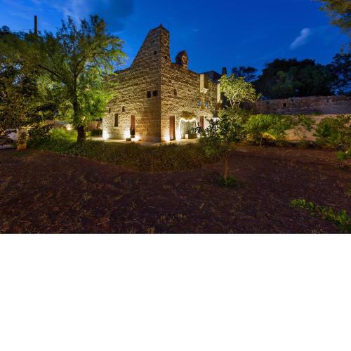 Masseria Muto by BarbarHouse