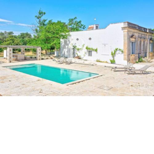 Masseria Pugliese DELUXE with indoor and outdoor pool
