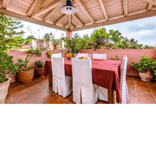 Mastrogiannis Farm House