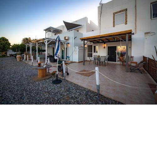 Mata's Sea House