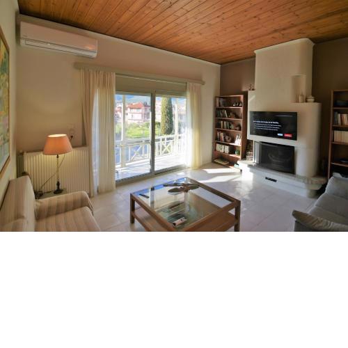 Mata's Spacious Apartment