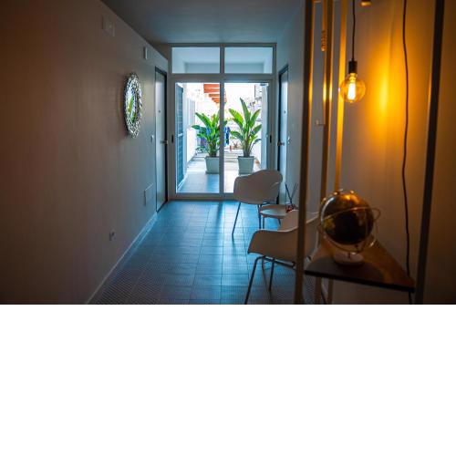 MATE' APARTMENTS - FREE WIFI & AIR CONDITIONAL - Molfetta, Puglia, Italy