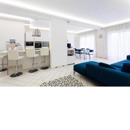 Matilde Home