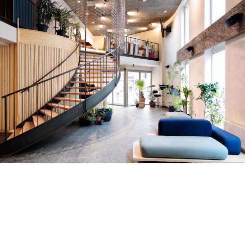 Maverick Urban Lodge