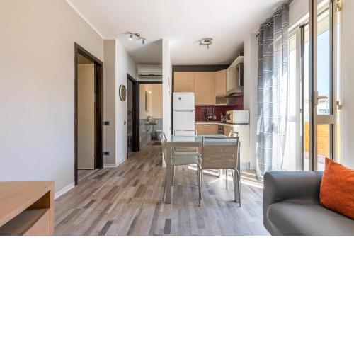Max Apartment