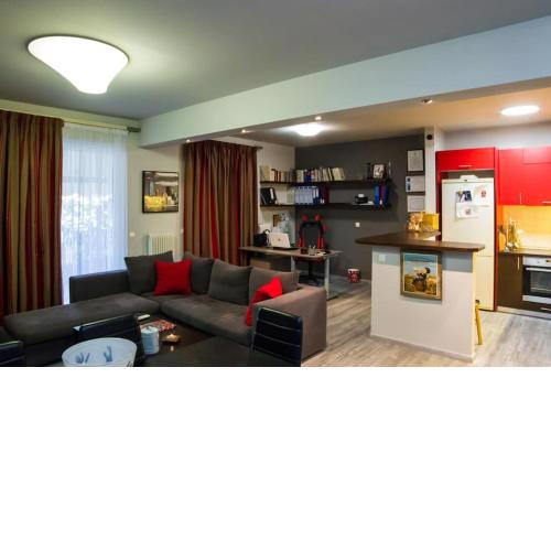 Maximos Appartments Democritus