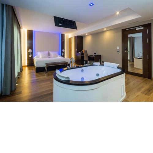 MB Boutique Hotel - Adults Recommended