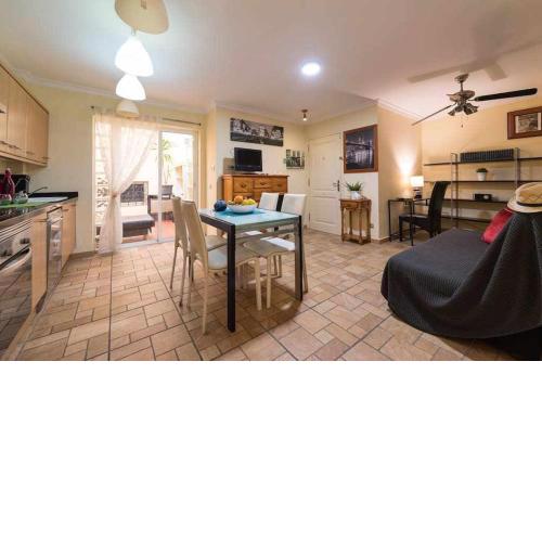 MCD Carlos Family House