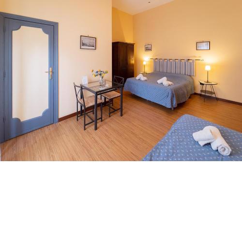 Medina H. Napoli Centro, by ClaPa Group