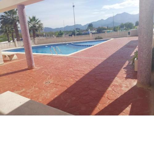 Mediterránea Solo Familias