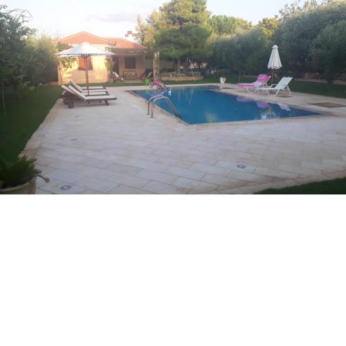 MEDITERRANEAN GARDEN VILLA