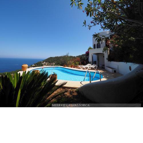 Meervilla Mallorca - Charmantes Ferienhaus mit phantastischem Meerblick in Canyamel
