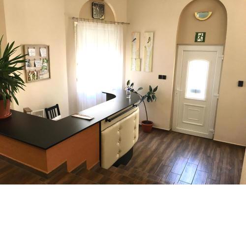 Megyeház Apartman