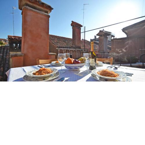 Mellina's Terrace - Stylish House