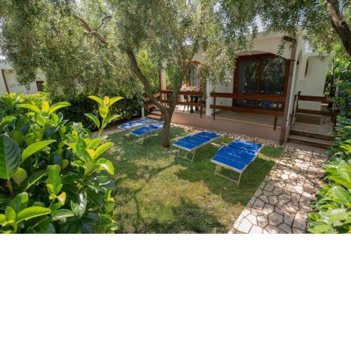 melograno Holiday Home with Swimming Pool and Private Beach