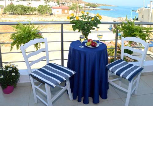Meltemi Beach Apartments