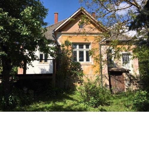 MencsVár