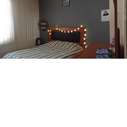 Menekşe Apartmanı