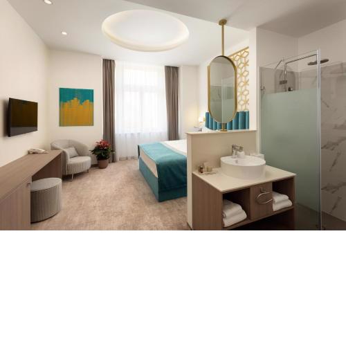 Mera Hotel