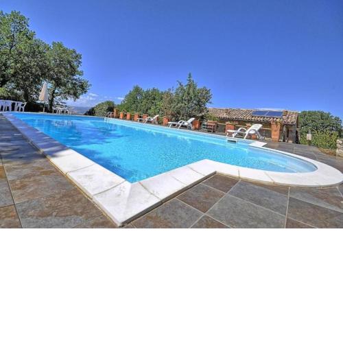 Meravigliosa villa con piscina e idromassaggio