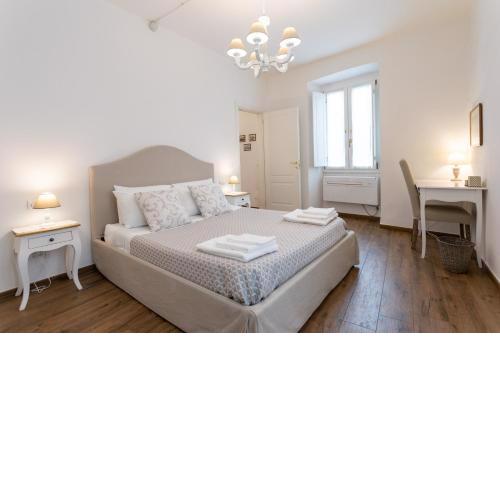 Mercatale Apartment